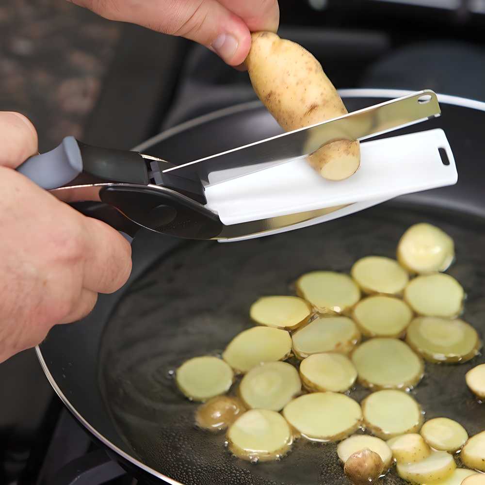 2-in-1 Steel Smart Clever Cutter – Kitchen Knife & Mini Chopping Board
