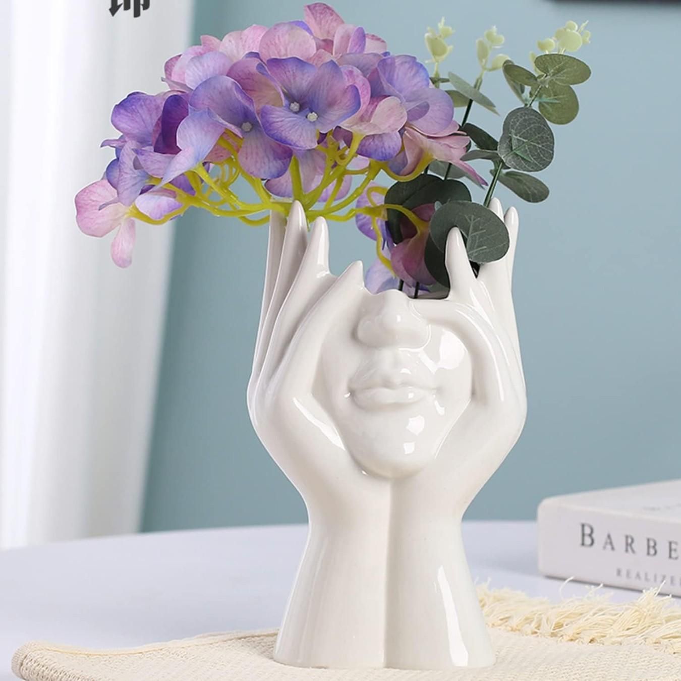Aesthetic Ceramic Face Vase – Glossy Modern Decorative Flower Pot for Home & Office